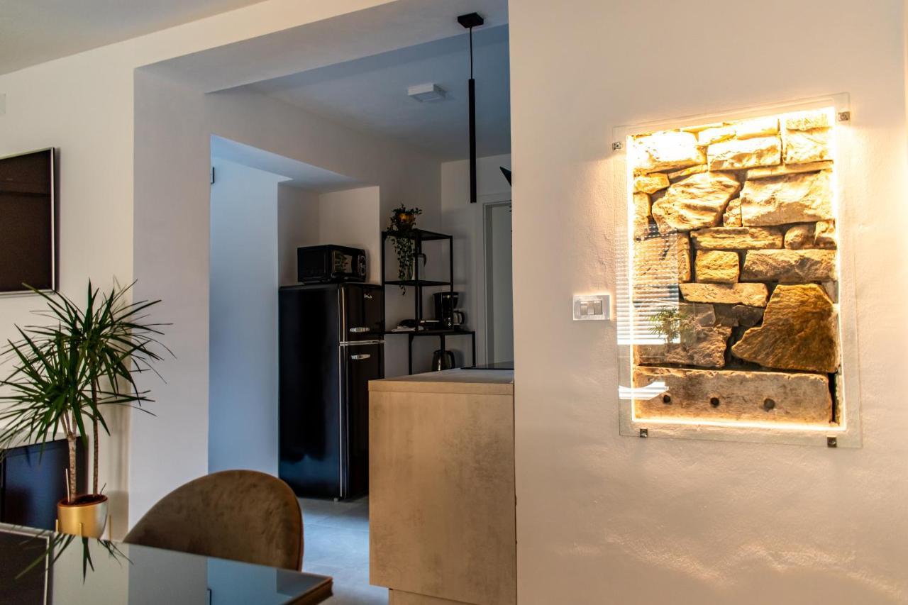 Apartmaji Na Placu Rence Buitenkant foto