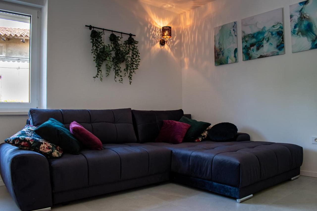 Apartmaji Na Placu Rence Buitenkant foto