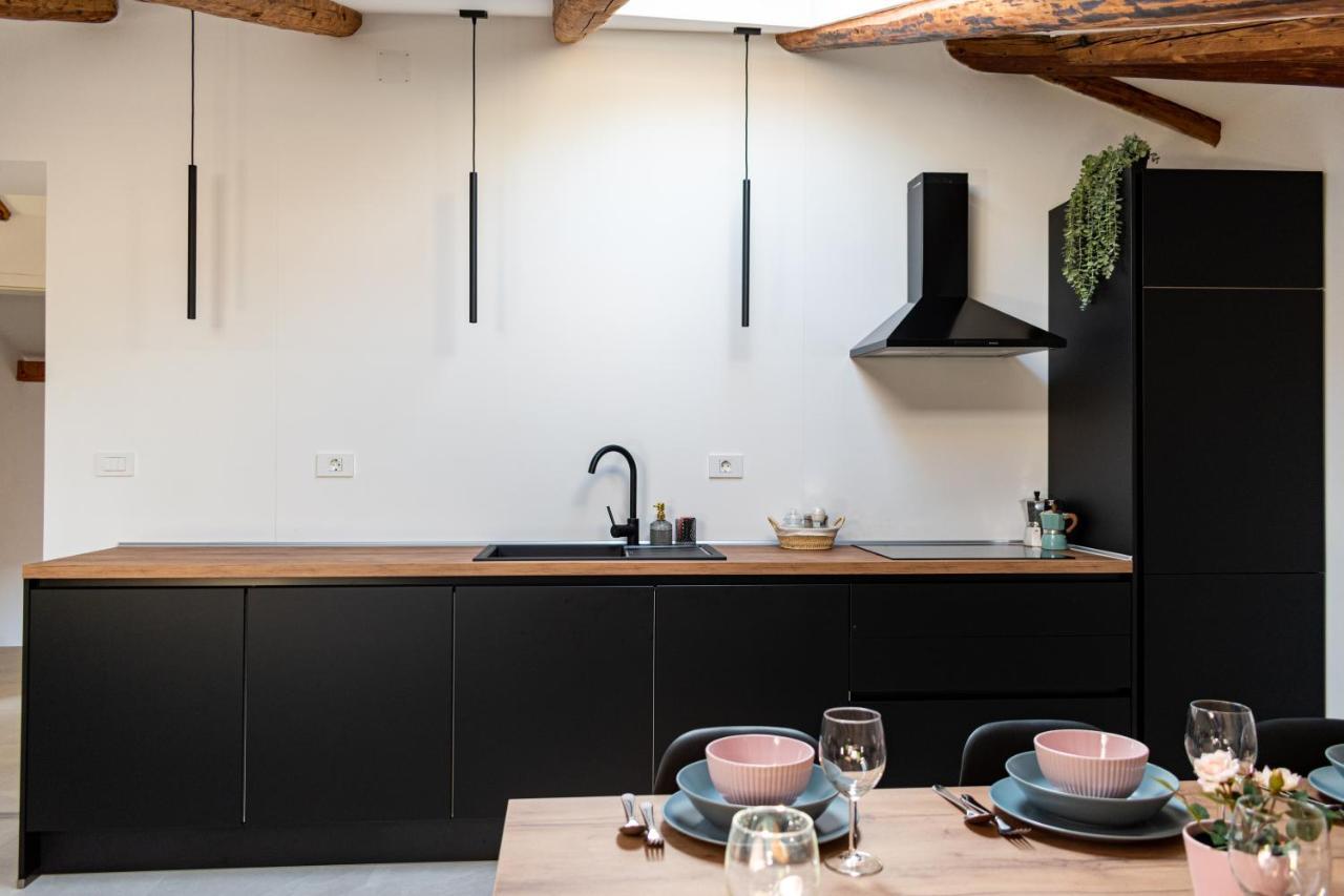 Apartmaji Na Placu Rence Buitenkant foto